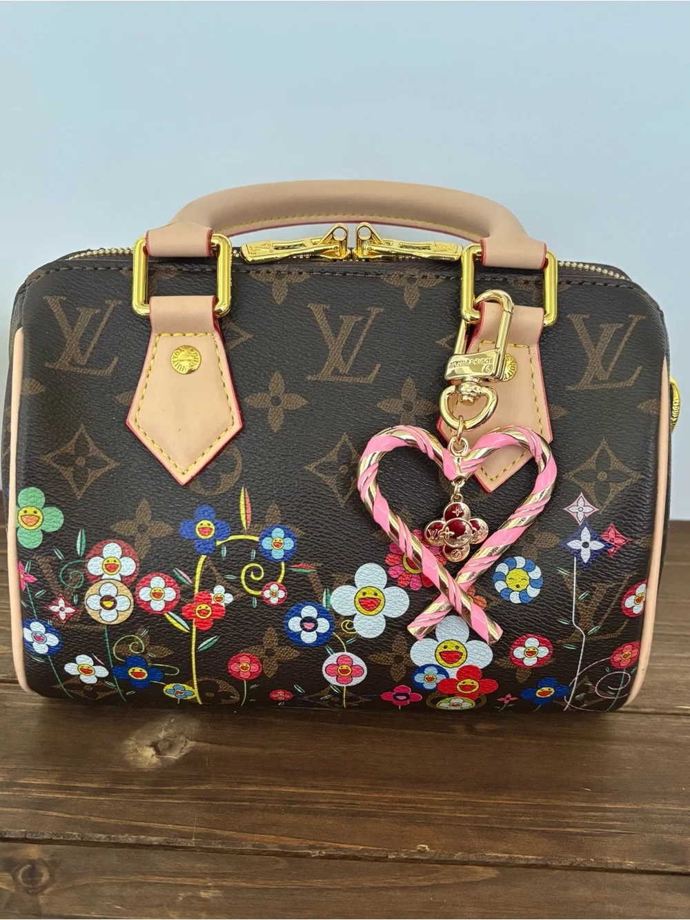 Louis Vuitton Pink & Gold Twisted Heart Key Charm - Picture 2 of 2